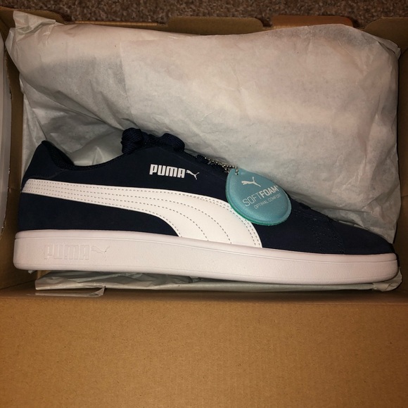 Mens Navy Blue Pumas - Picture 1 of 5